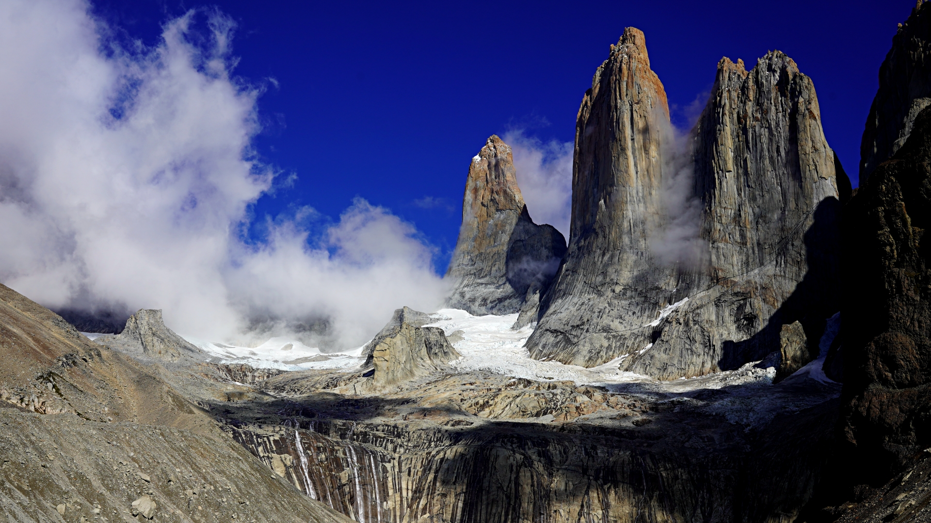 Guide Patagonia Przewodnik Patagonia Base Torres